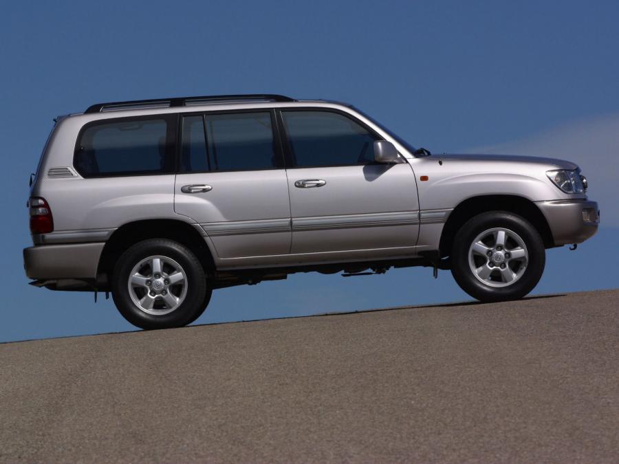  Toyota Land Cruiser 100 VX (J100-101) 1998 года  (фото 30 из 58)